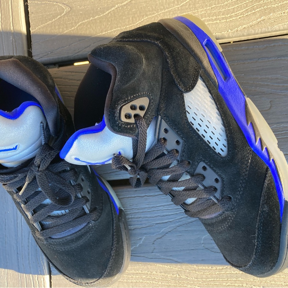 Jordan’s - Picture 2 of 12